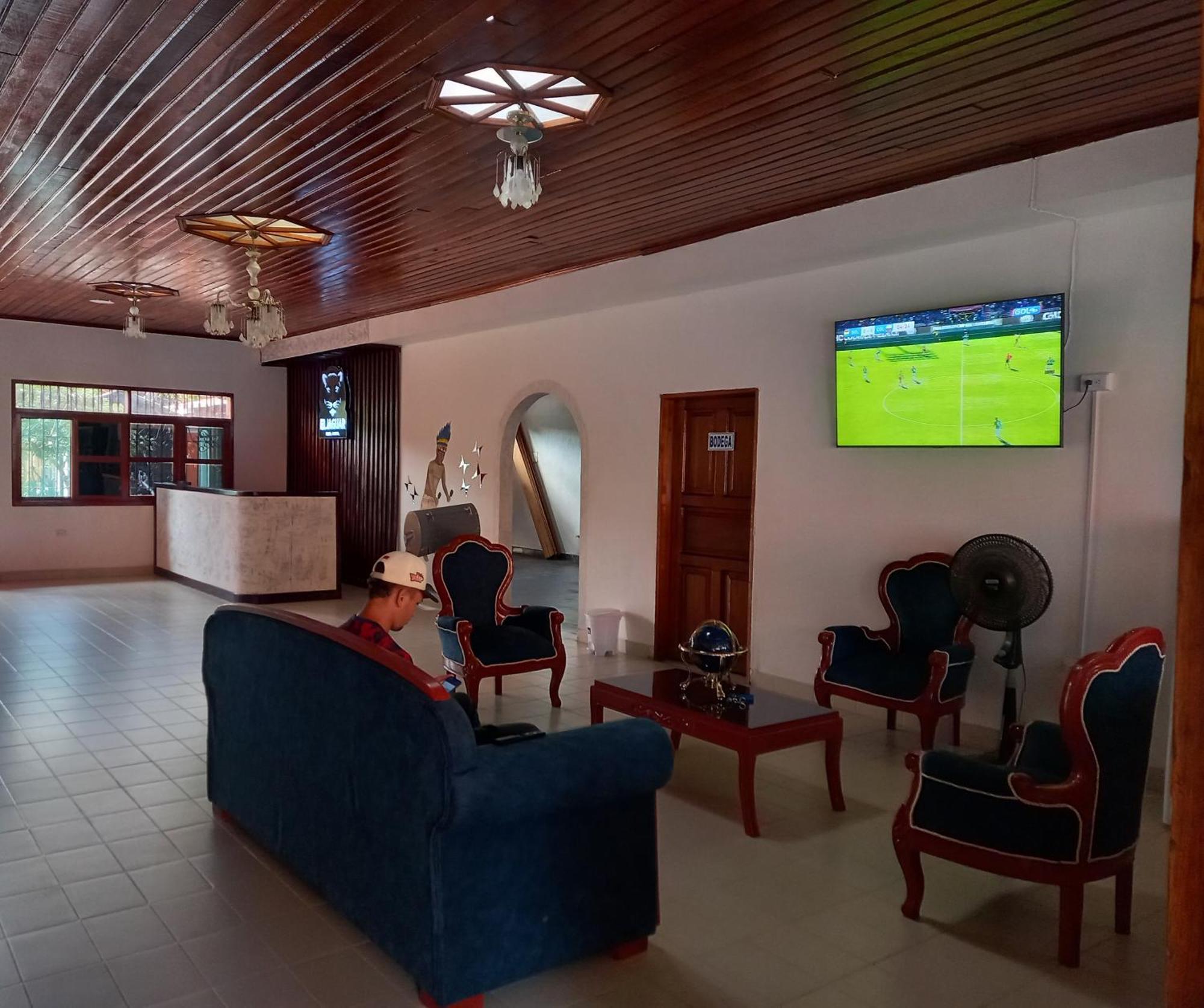 El Jaguar Casa Hotel Leticia Luaran gambar