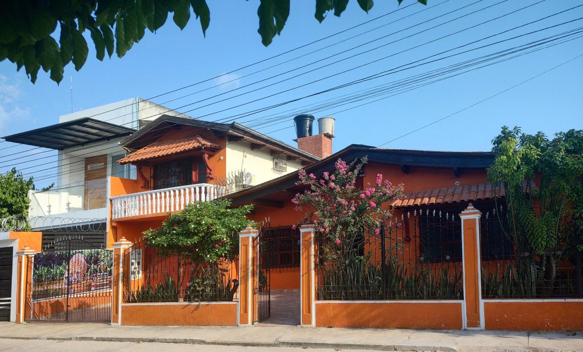 El Jaguar Casa Hotel Leticia Luaran gambar